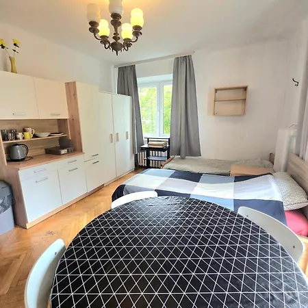 By Kino Femina Varsavia