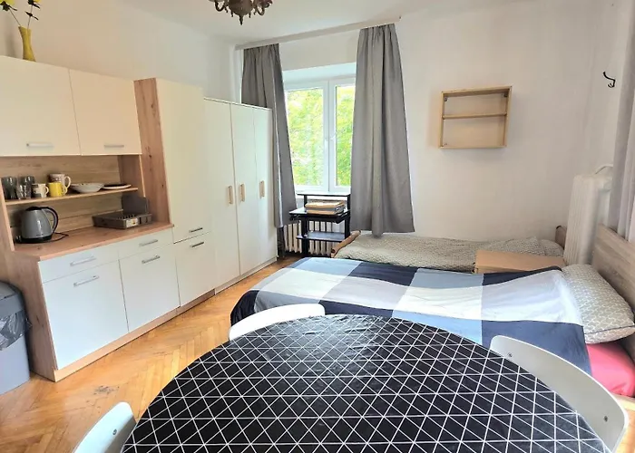 By Kino Femina Warszawa