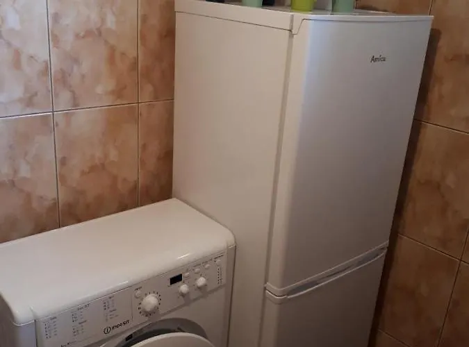 By Kino Femina Apartament Warszawa