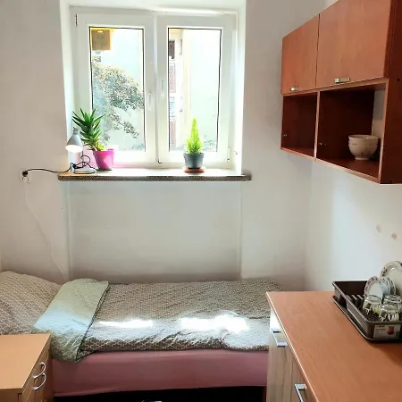 By Kino Femina Apartamento